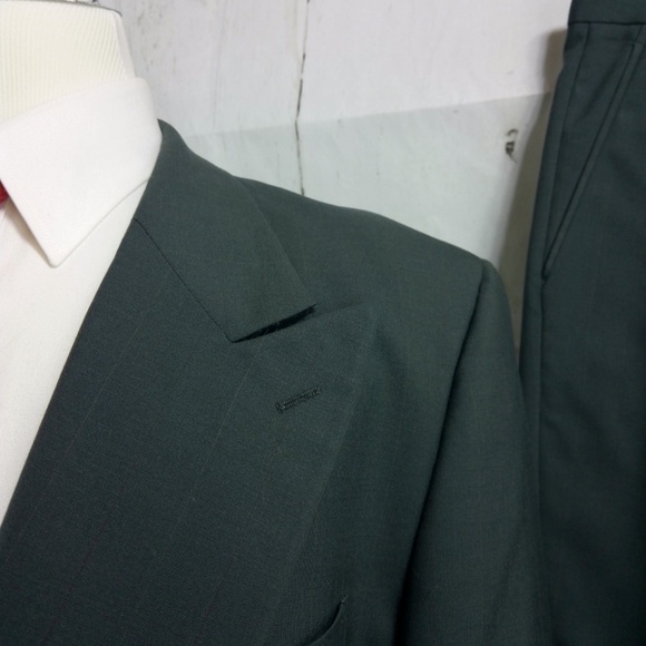 Montebello 41R Double Breasted Gray 2pc Suit - Picture 2 of 8